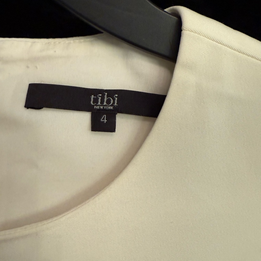 Tibi Top with Ruffle and Pockets - Picture 4 of 5